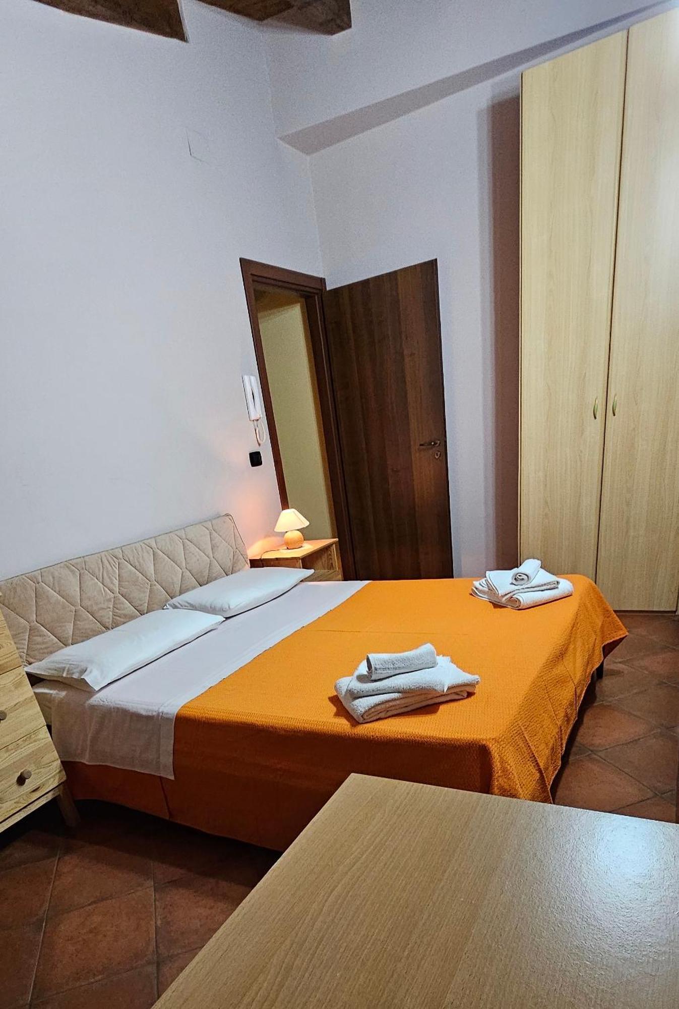 Mavilla Holiday Home Катанія Екстер'єр фото
